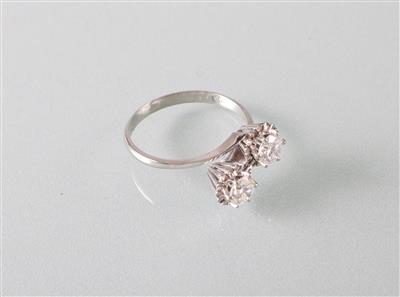 Brillantring zus. ca. 0,90 ct - Umění, starožitnosti, šperky