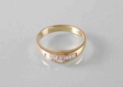 Diamant Brillantring zus. ca. 0,68 ct - Antiques, art and jewellery