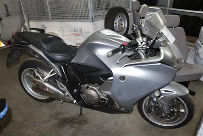 MR, Honda "VFR 1200 F/SC63" - Macchine e apparecchi tecnici