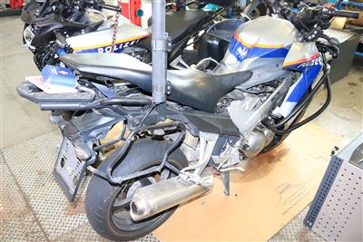 MR Honda Crossrunner/RC60/ 1/1 - Fahrzeuge und Technik