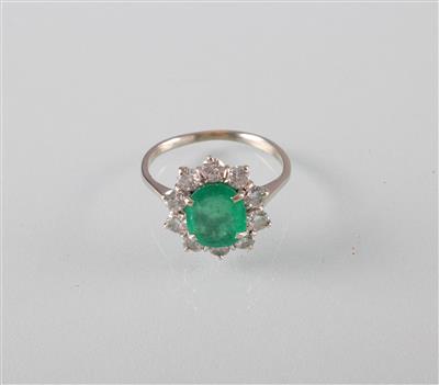 Smaragd Brillantring zus. ca. 1 ct - Art, antiques and jewellery