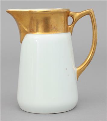 1 Milchkanne, 1 Zuckerdose, 1 Tasse mit Untertasse, 5 Pillendosen, 2 Schalen 19./20. Jh. - Arte, antiquariato e gioielli