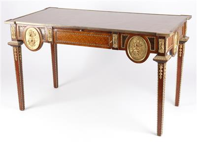 Schreibtisch in klassizistischer Stilform 20 Jh. - Antiques, art and jewellery