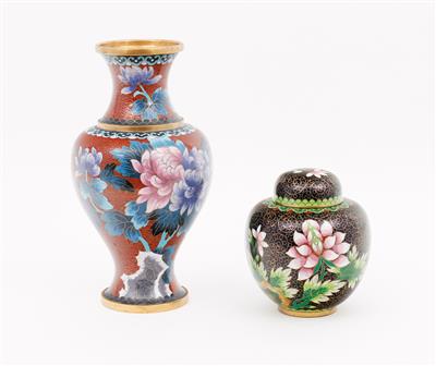 1 Deckeldose und 1 Vase Cloisonne 20. Jh. - Kunst, Antiquitäten und Schmuck