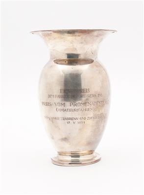 Deutsche Vase - Antiques, art and jewellery