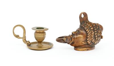 1 Empire-Kerzenleuchter Anfang 19. Jh., 1 Öllampe 19. Jh. - Antiques, art and jewellery