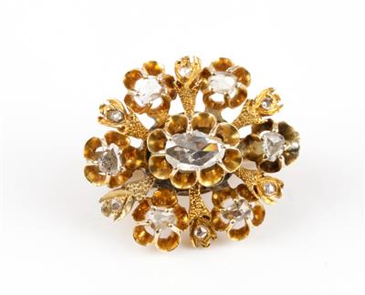 Perlenclipverschluß mit Diamantrauten zus. ca. 0,70 ct - Jewellery and watches