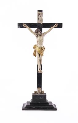 Tischstandkruzifix, Alpenländisch 19. Jahrhundert - Arte e antiquariato