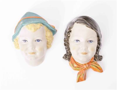 Zwei Wandmasken, Fa. Keramos Wien - Antiques and art