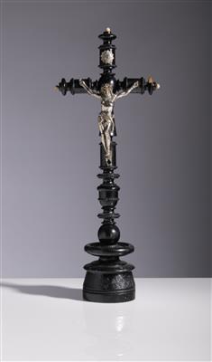 Tischstandkruzifix, 2. Hälfte 19. Jahrhundert - Kunst & Antiquitäten