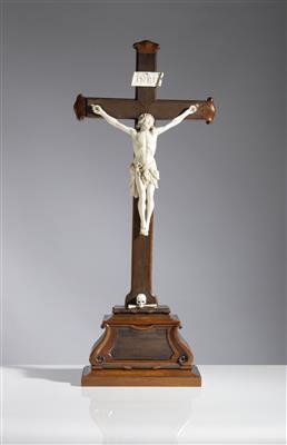 Tischstandkruzifix, Österreich, 19. Jahrhundert - Antiquitäten, Möbel & Teppiche