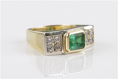 Brillant Smaragdring, Brillanten zus. ca. 0,50 ct - Jewellery and watches