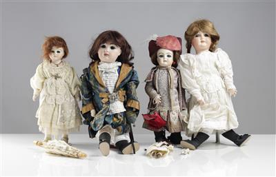 Fünf Puppen, teils J. Steiner - Arte e antiquariato