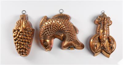 Drei Pastetenformen in Form von Fisch, Krebs und Trauben, 19. Jahrhundert - Arte e antiquariato