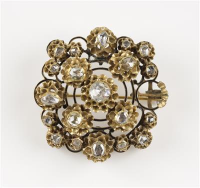 Diamantrautenbrosche um 1900, zus. ca. 2,80 ct - Jewellery and watches