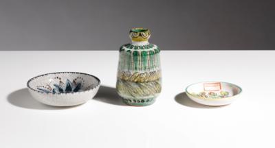Vase und zwei Schälchen aus der Musterkammer Schleiss Gmunden, Mitte 20. Jahrhundert - Antiques and art