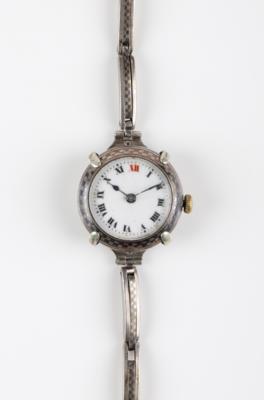 Frühe schwedische Armbanduhr auf Basis einer Taschenuhr - Klenoty a Hodinky