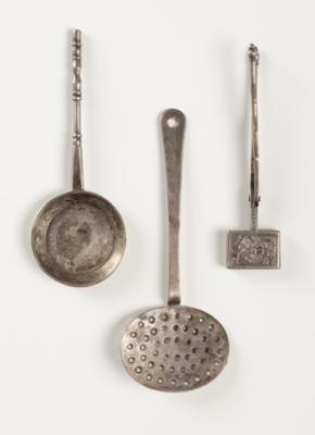 Silber Miniatur Waffeleisen, Sieb und Pfanne, um 1900 - Antiques, art and jewellery