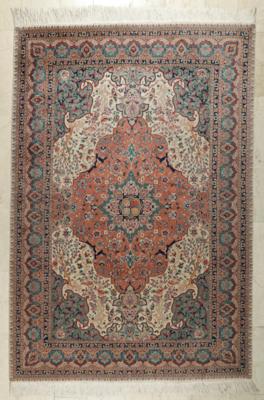 Täbriz-Teppich, ca. 284 x 187 cm, Nordwestpersien (Iran), Ende 20. Jahrhundert - Kunst & Antiquitäten