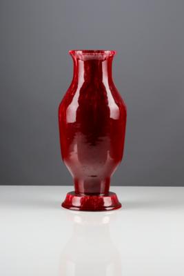 Vase, Entwurf wohl Michael Powolny oder Berthold Löffler, Gmundner Keramik, 1923/1932 - Art & Antiques