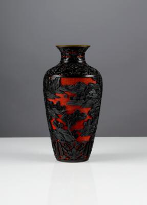 Vase mit Diaoqi-Zinnober-Schnitzlack, China, Mitte 20. Jahrhundert - Art & Antiques