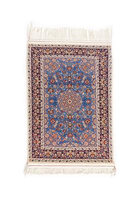 Isfahan, ca. 147 (160) x 106 cm - Autumn auction