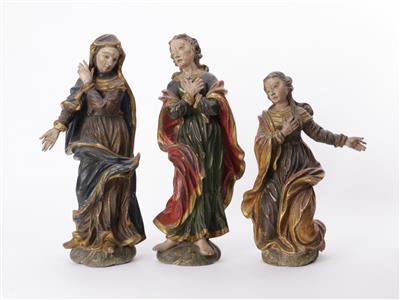 3 Assistenzfiguren einer Kreuzigungsgruppe - Hll. Maria, Johannes und Maria Magdalena, 18. Jahrhundert - Aukce podzim II