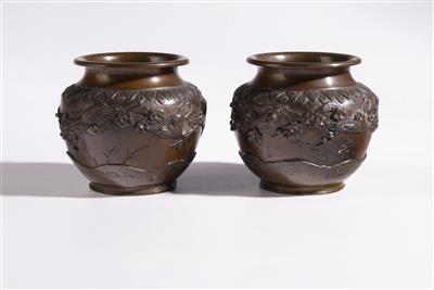 Paar kleine Vasen, Japan, Meiji-Periode - Aukce podzim