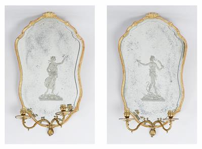 Paar feine Spiegelrahmen mit Leuchterappliken, Italien, 19. Jahrhundert - Aukce podzim