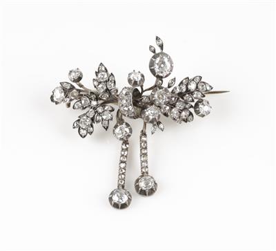 Altschliffbrillant Diamantbrosche, zus. ca. 5,20 ct - Autumn auction