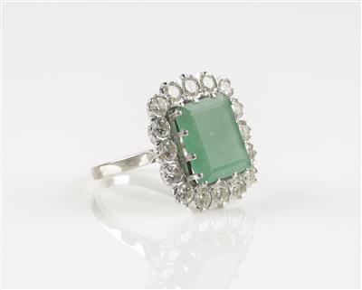 Brillant Smaragdring, Brillanten zus. ca. 2,30 ct - Spring Auction