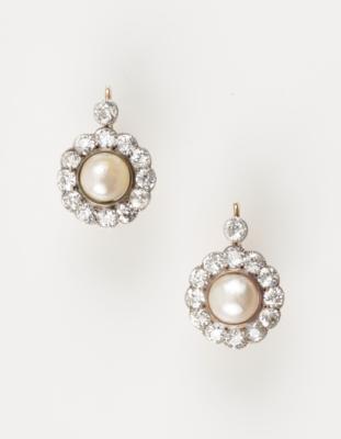Altschliffbrillant Orientperlen Ohrgehänge, Diamanten zus. ca. 4,0 ct, um 1900 - Spring auction