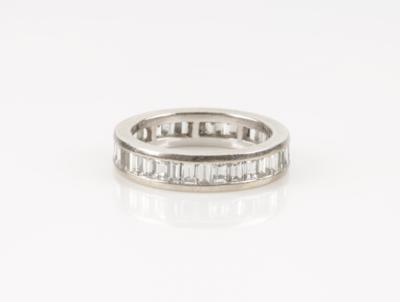 Diamant Memoryring, zus. ca. 2,10 ct - Spring auction