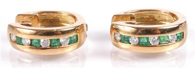 2 Brillant-Smaragd Ohrsteckkreolen zus. ca. 0,20 ct, - Arte, antiquariato e gioielli