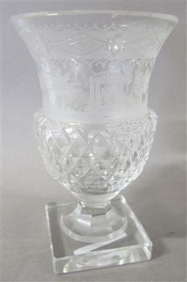 kleine Vase mit Freundschaftsmotiv, um 1900 - Antiques, art and jewellery