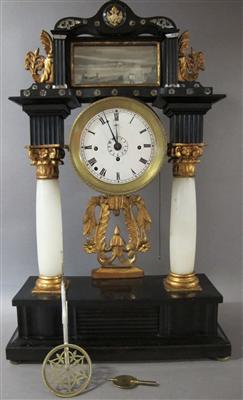 Biedermeier-Kommodenuhr, um 1830/35 - Kunst, Antiquitäten und Schmuck