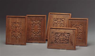 Serie von 8 leicht variierten Eichenholz-Paneelen, England um 1600 - Um?ní, starožitnosti, šperky