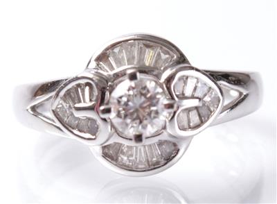 Brillantdiamantdamenring zus. ca. 0,95 ct - Antiques, art and jewellery