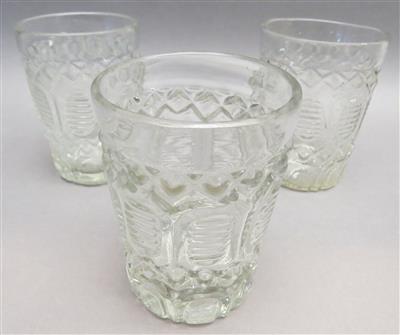 3 Becher, Böhmen oder Steiermark Mitte 19. Jhdt. - Antiques, art and jewellery