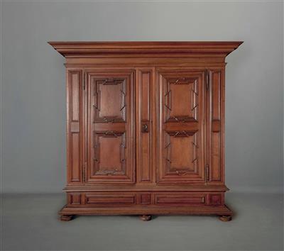 Provinzieller Hallenschrank, Deutsch, 18. Jhdt. - Arte, antiquariato e gioielli