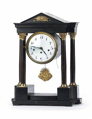 Biedermeier-Portaluhr um 1825 - Arte, antiquariato e gioielli