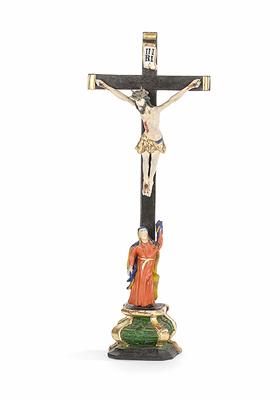 Provinzielles Hausaltar-Kruzifix, Tirol, 19. Jhdt. - Arte, antiquariato e gioielli
