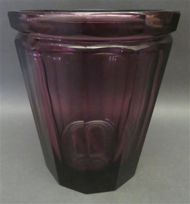 Vase, wohl Ludwig Moser  &  Söhne, Karlsbad 1. Drittel 20. Jhdt. - Umění, starožitnosti, šperky