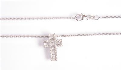 Diamantkreuzanhänger zus. ca.0,60 ct - Antiques, art and jewellery