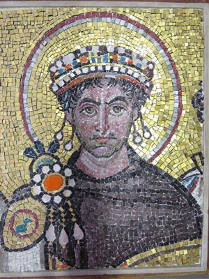 Mosaikporträt von Kaiser Justinian, 20. Jahrhundert - Kunst und Antiquitäten