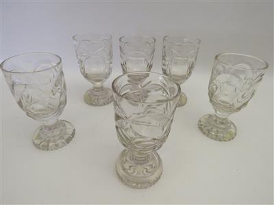 6 gering unterschiedliche Fußbecher, 19. Jhdt. - Jewellery, antiques and art