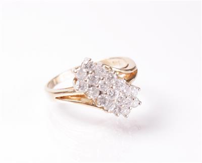 Brillant Damenring zus. ca. 0,95 ct - Jewellery, antiques and art