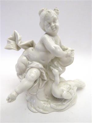 Putto als Juno mit Pfau, Entwurf Franz Anton Bustelli um 1760, Nymphenburg 20. Jahrhundert - Schmuck, Kunst und Antiquitäten