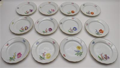 12 Dessertteller, Meissen um 1977/80 - Jewellery, antiques and art