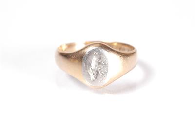 Ring - Jewellery